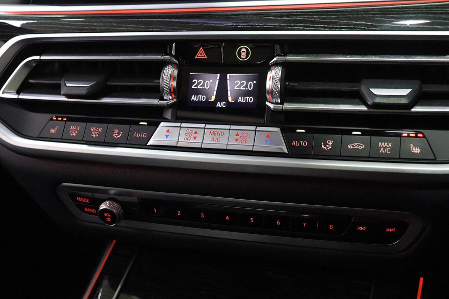 2022 BMW X7 G07 M50i SUV