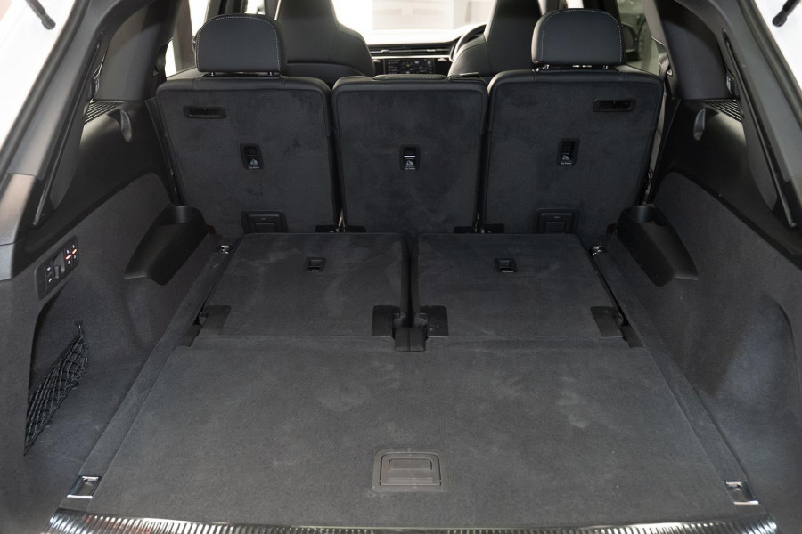 2025 Audi Q7 4M 50 TDI S line SUV