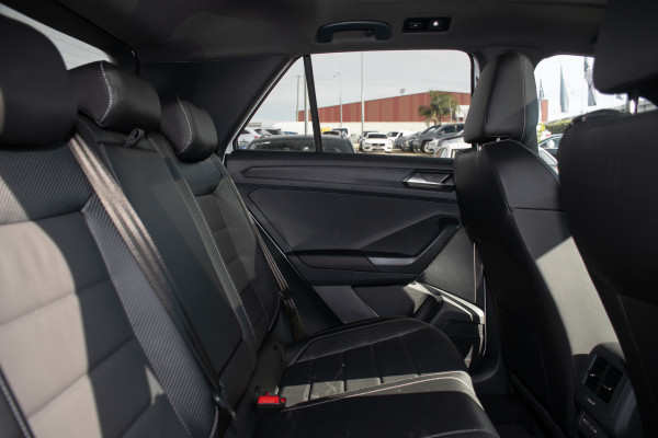 2026 Volkswagen T-Roc D11 140TSI R-Line SUV Image 10