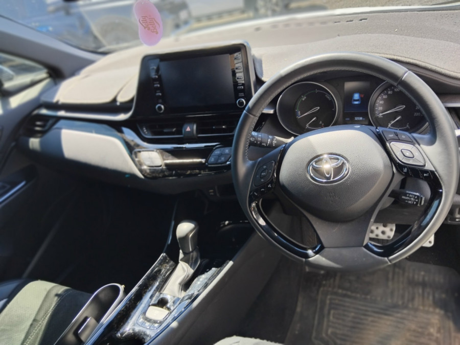2022 MY21 Toyota C-HR ZYX10R GR Sport SUV Image 10