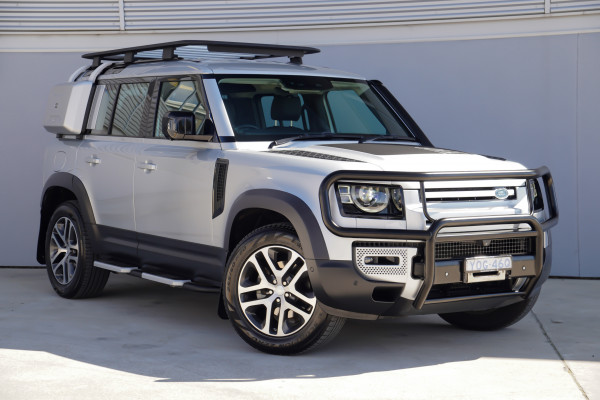 2020 Land Rover Defender L663 SE Wagon