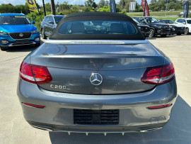 2016 Mercedes-Benz C-Class A205 C200 Convertible image 4