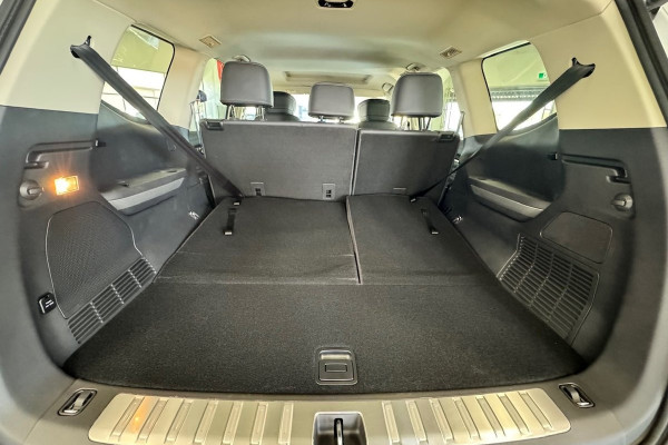 2025 LDV D90 SV9A Executive SUV Image 14