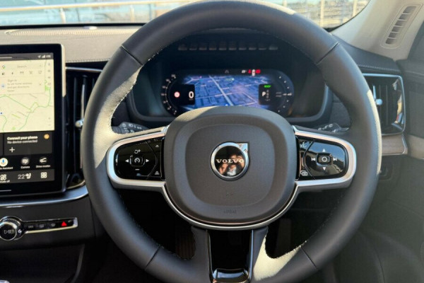 2026 Volvo XC90 L Series Plus T8 Plug-in Hybrid Dark SUV Image 7