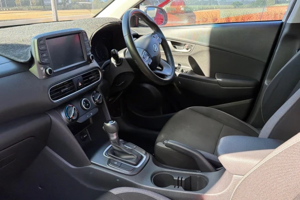 2019 Hyundai KONA OS.2 Active SUV Image 3