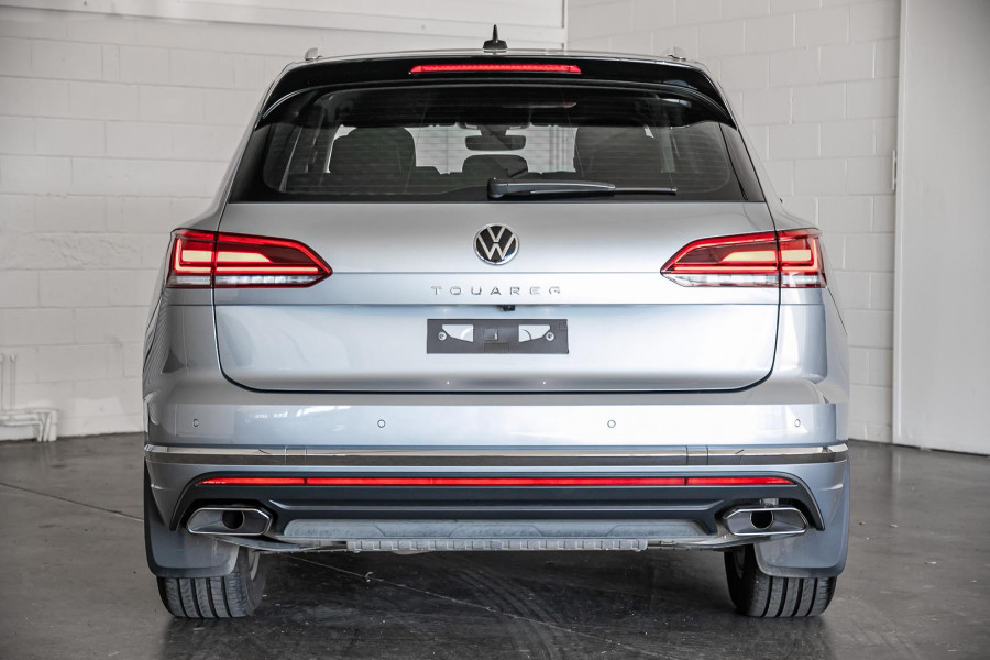 2022 Volkswagen Touareg CR 170TDI SUV Image 8
