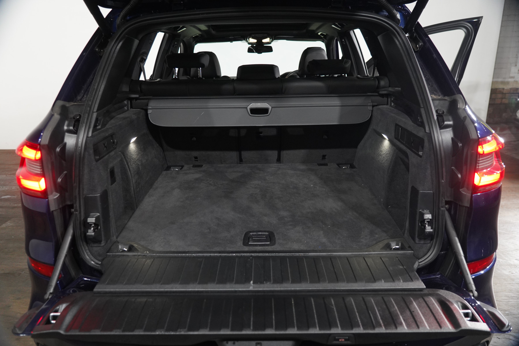 2022 BMW X5 Xdrive40i M Sport SUV Image 35