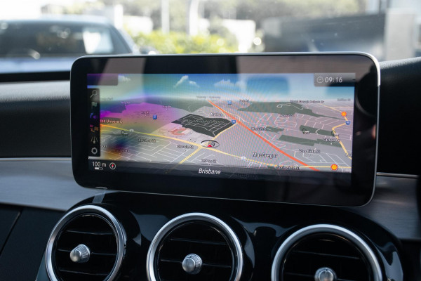 2019 Mercedes-Benz C-Class W205 C300 Sedan image 16