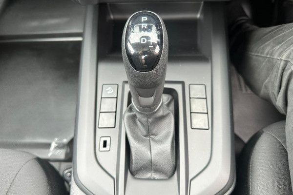 2026 MY25.5 Isuzu D-MAX RG SX High Ride Cab Chassis Image 16