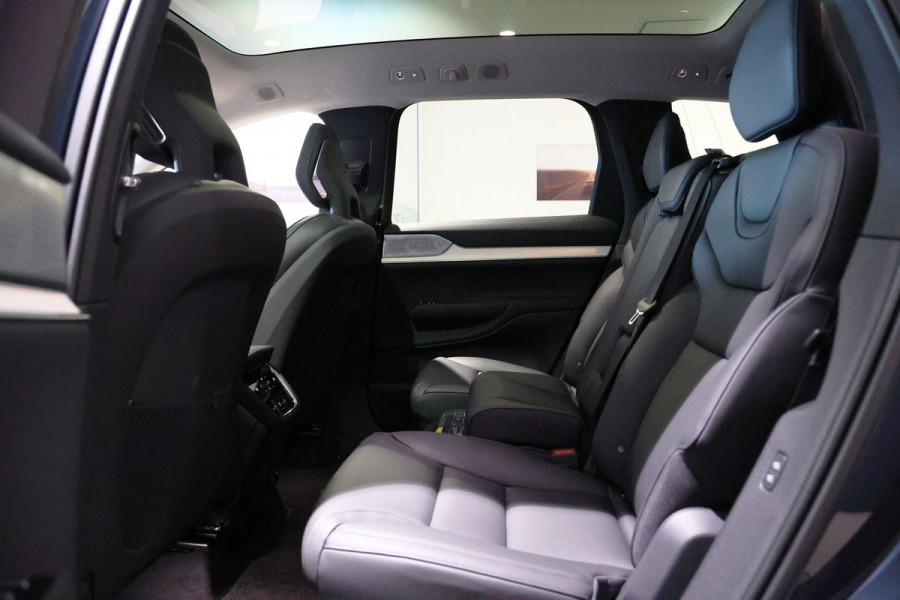 2026 Volvo EX90  Ultra Twin Motor Performance SUV Image 27