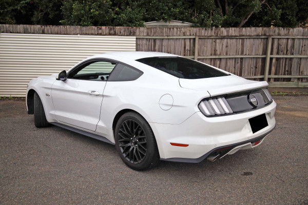2016 Ford Mustang FM Fastback Coupe Image 2