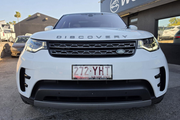 2018 Land Rover Discovery Series 5 SE SUV Image 6