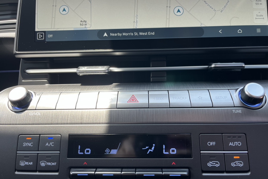 2025 Hyundai KONA SX2.V2 Hybrid Premium SUV Image 15