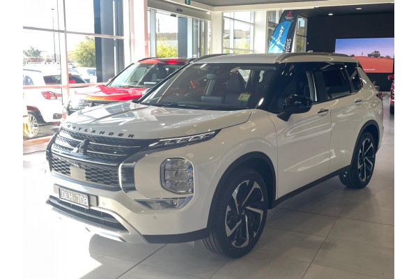 2024 Mitsubishi Outlander ZM LS SUV