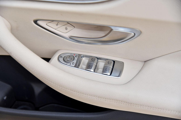 2020 Mercedes-Benz E-Class C238 E300 Coupe Image 11
