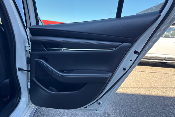2019 Mazda 3 BP Series G25 GT Sedan Image 21