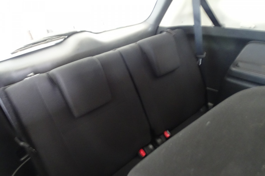 2017 Mitsubishi Outlander ZK LS SUV Image 11
