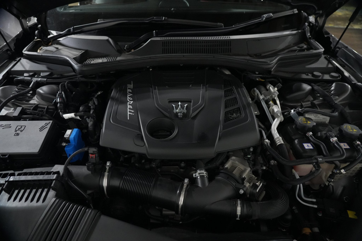 2021 Maserati Ghibli GT  Sedan