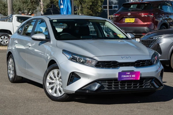 2024 Kia Cerato BD S Hatch Image 1
