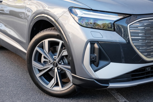 2025 Audi Q4 e-tron F4 45 SUV