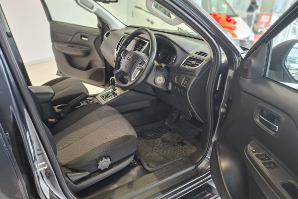 2022 Mitsubishi Triton MR GLX+ Ute Image 13