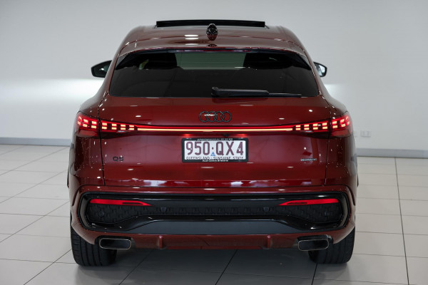 2026 Audi Q5 e-hybrid 270kW SUV image 5