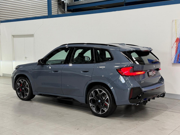 2025 BMW X1 U11 M35i xDrive SUV image 4