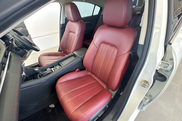2024 Mazda 6 GL Series GT Sedan Image 11