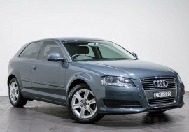 Audi A3 Attraction S tronic 8P MY09