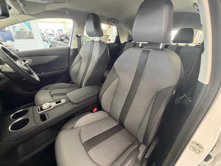 2026 MG MG4 AH4E Essence 64 Hatch Image 20