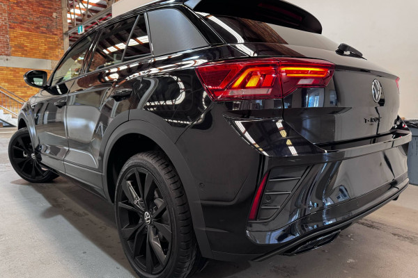 2025 Volkswagen T-Roc D11 140TSI R-Line with Sunroof  SUV Image 5
