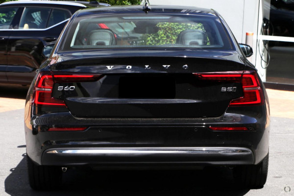 2024 MY25 Volvo S60  Ultra B5 Bright Sedan Image 3