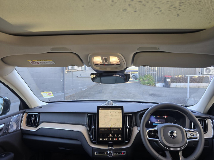 2026 Volvo XC60 UZ Ultra B5 Dark SUV Image 14