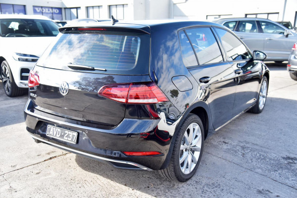 2018 Volkswagen Golf 7.5 110TSI Comfortline Hatch Image 3
