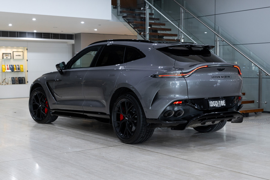 2025 Aston Martin DBX Wagon Image 4