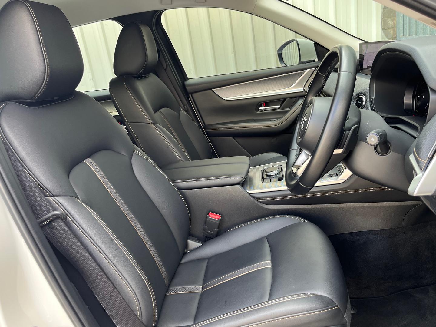 2023 Mazda CX-60 KH Series P50e Evolve SUV Image 10