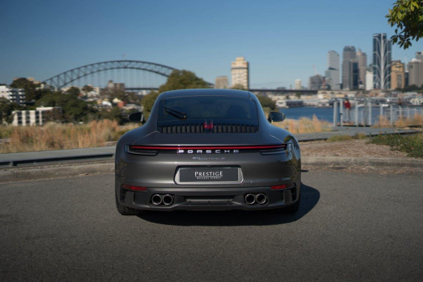 2020 Porsche 911 Carrera S Coupe Image 4