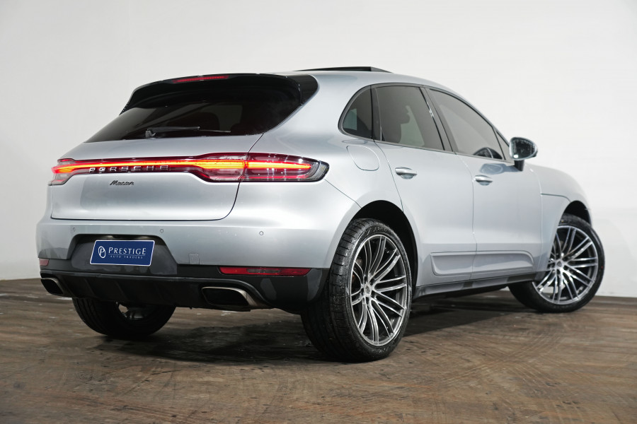 2019 Porsche Macan SUV Image 7