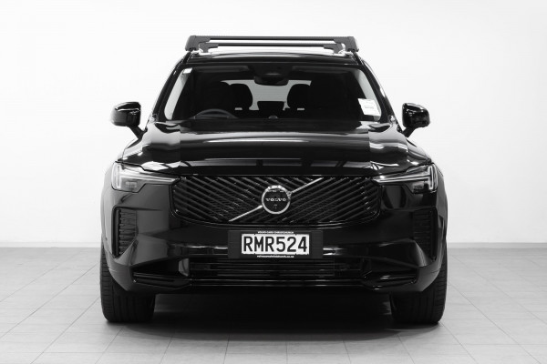 2025 Volvo XC90 L Series Ultra T8 Plug-In Hybrid SUV Image 2