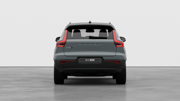2026 Volvo EX40  Ultra Twin Motor Performance SUV image 4