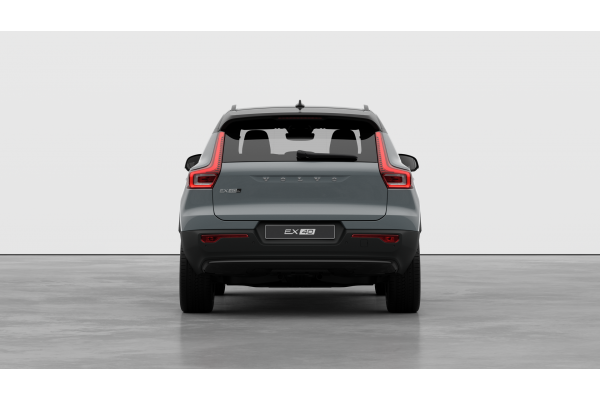 2026 Volvo EX40  Ultra Twin Motor Performance SUV Image 4