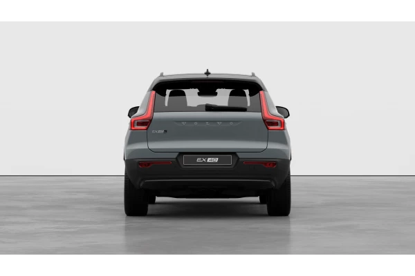 2026 Volvo EX40  Ultra Twin Motor Performance SUV Image 4