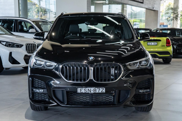 2022 BMW X1 F48 LCI sDrive20i SUV image 4