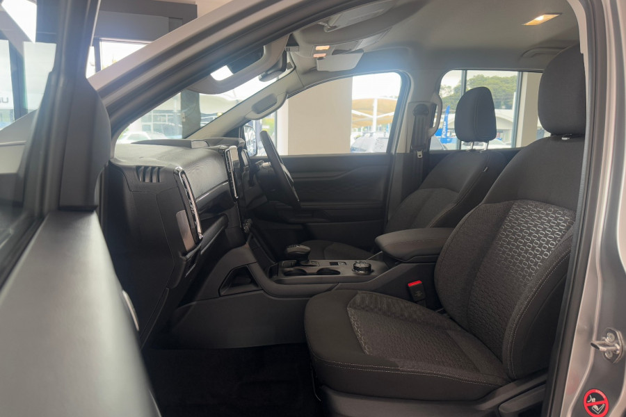 2025 MY25.25 Ford Ranger P703 XLT Cab Chassis Image 11