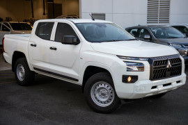 Mitsubishi Triton GLX MV
