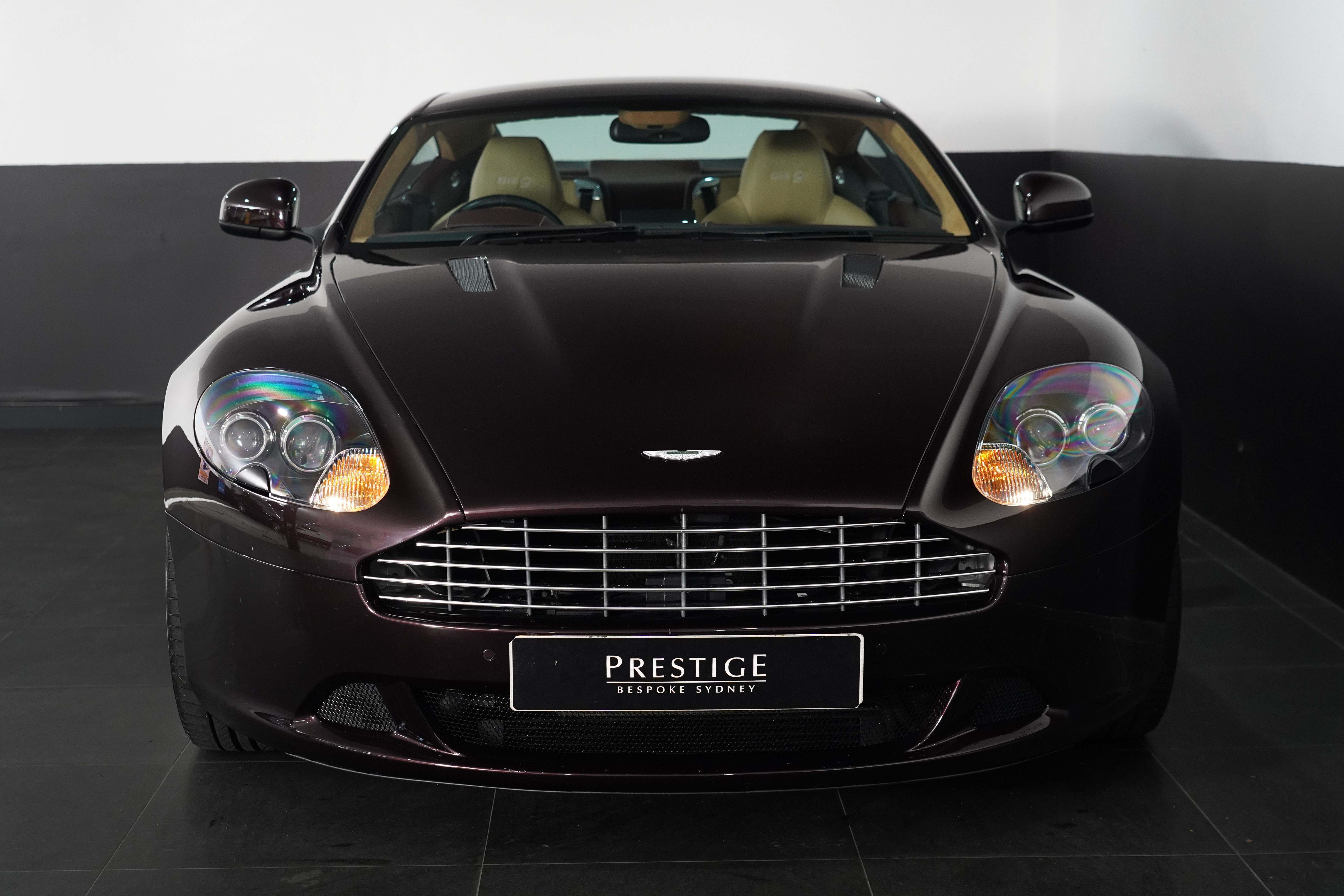 2012 Aston Martin Db9 Sport Edition Coupe Image 10