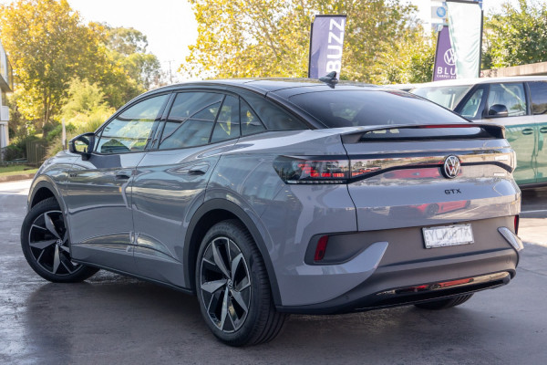 2024 MY25 Volkswagen ID. 5 E2 GTX SUV