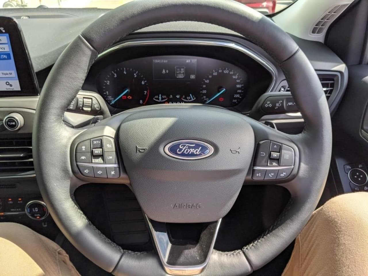 2019 MY19.25 Ford Focus SA 2019.25MY TITANIUM Hatch Image 11