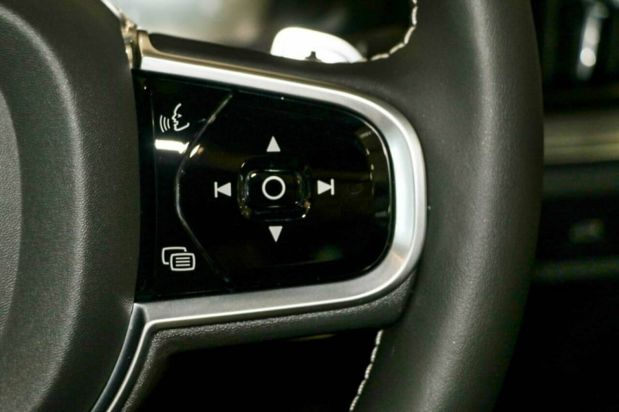 2019 MY20 Volvo S60 Z Series T5 R-Design Sedan Image 17