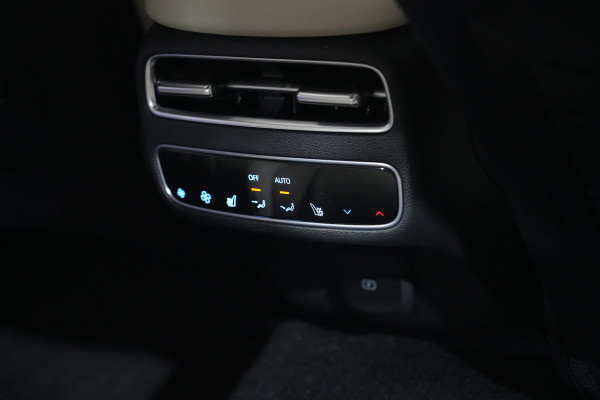 2024 Genesis GV70 2.5T SIGNATURE SUV Image 35